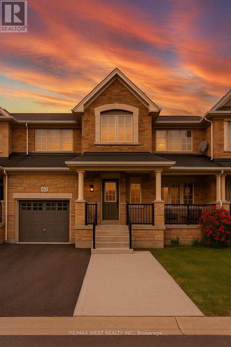 40 Yellowknife Road, Brampton, Ontario  L6R 3X4 - Photo 1 - W12513360