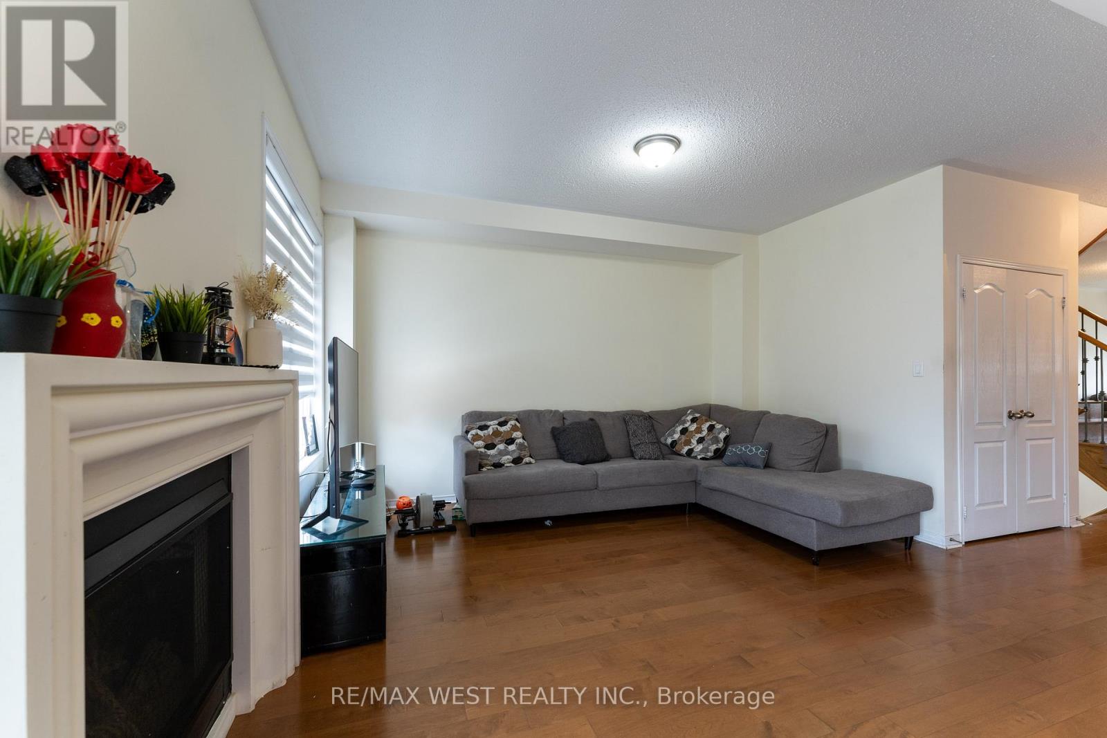 40 Yellowknife Road, Brampton, Ontario  L6R 3X4 - Photo 11 - W12513360