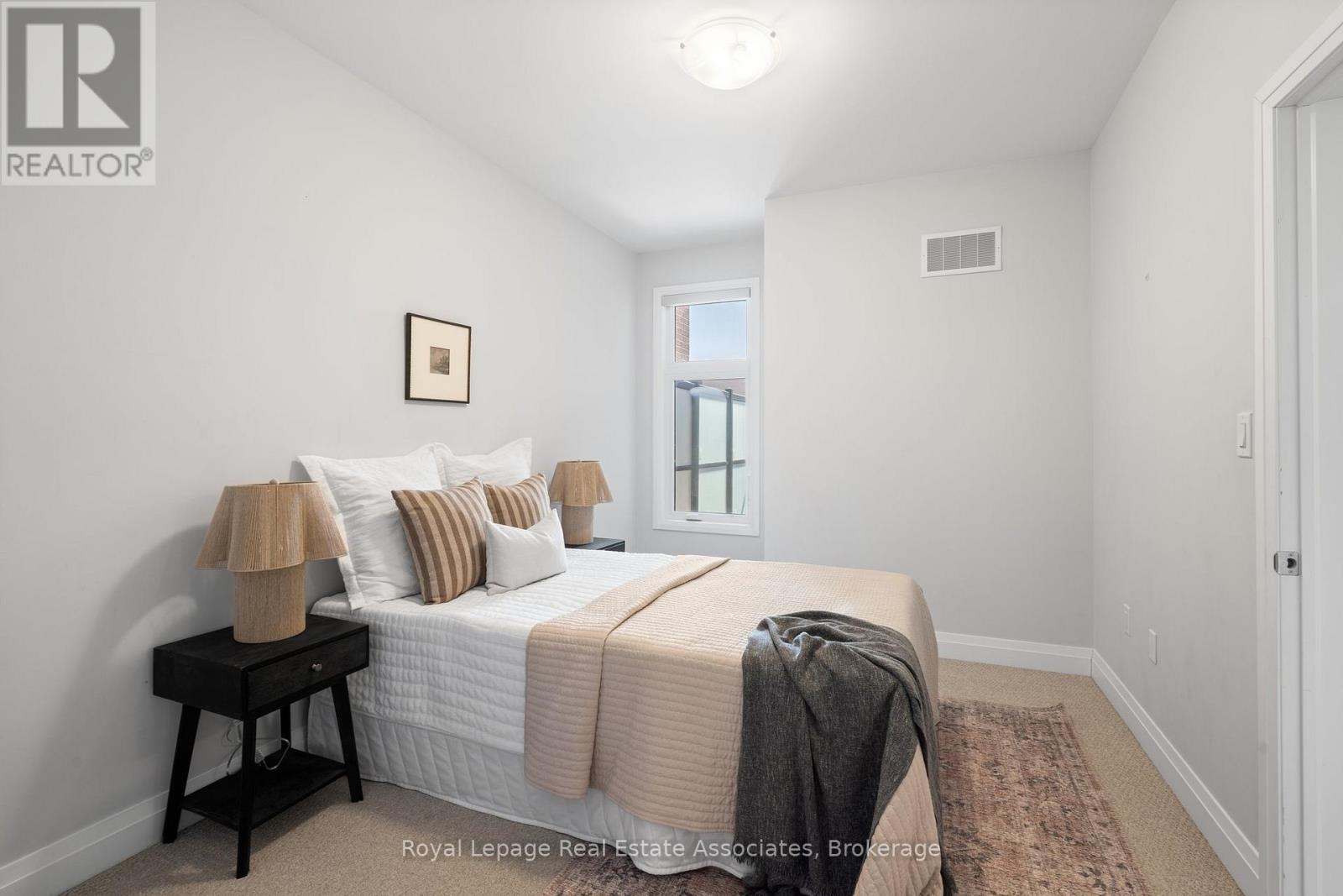 2459 Belt Lane, Oakville, Ontario  L6M 5L9 - Photo 28 - W12513366