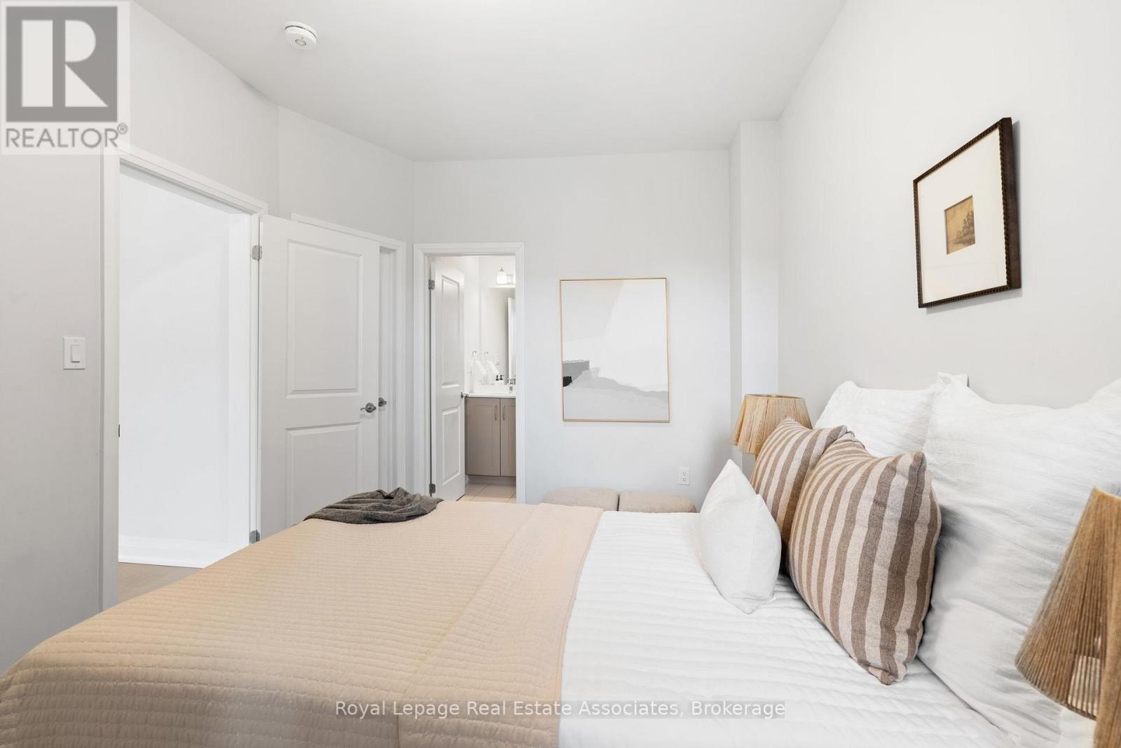 2459 Belt Lane, Oakville, Ontario  L6M 5L9 - Photo 29 - W12513366