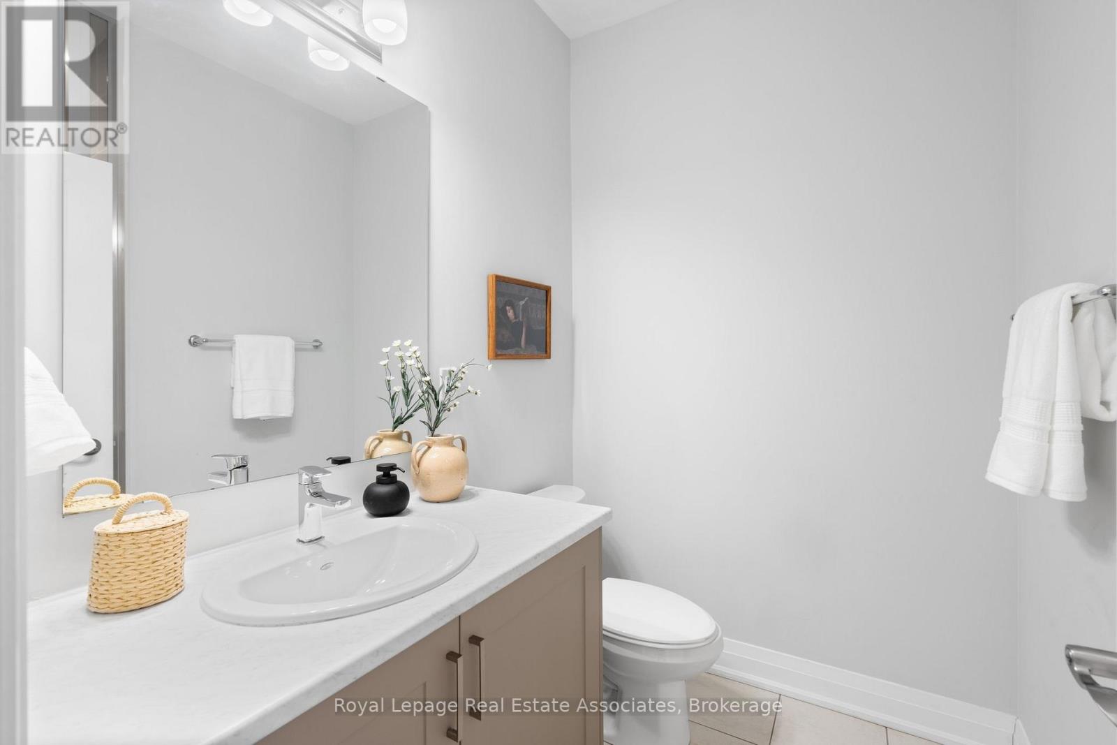 2459 Belt Lane, Oakville, Ontario  L6M 5L9 - Photo 32 - W12513366