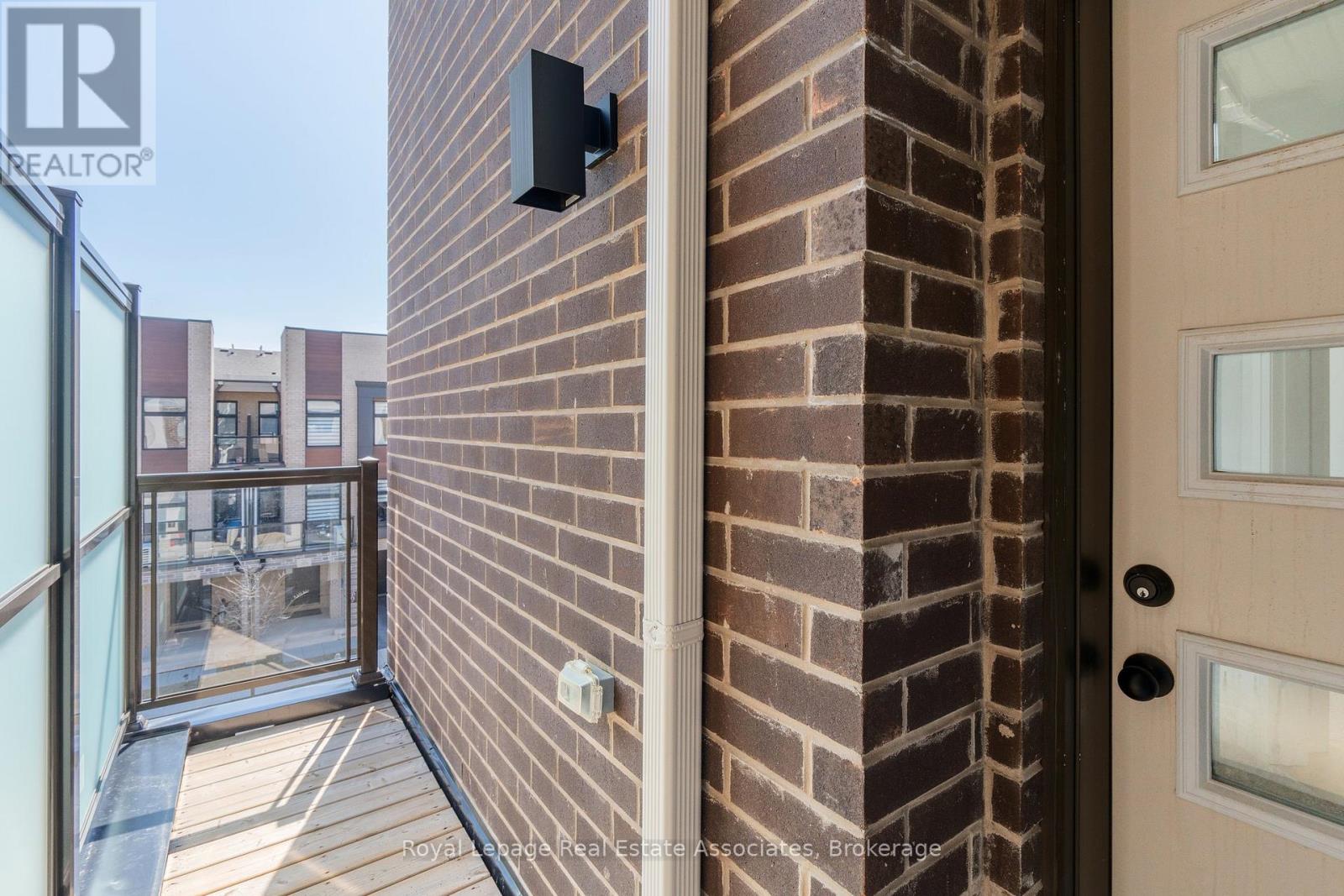 2459 Belt Lane, Oakville, Ontario  L6M 5L9 - Photo 38 - W12513366