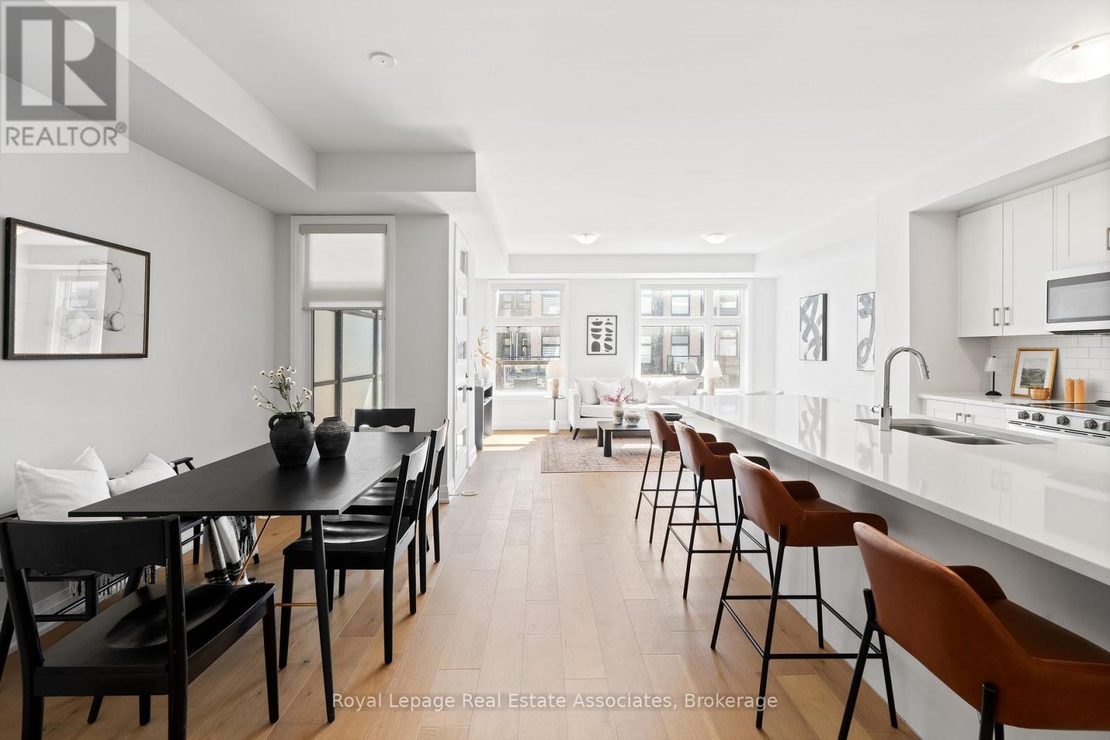 2459 Belt Lane, Oakville, Ontario  L6M 5L9 - Photo 15 - W12513392