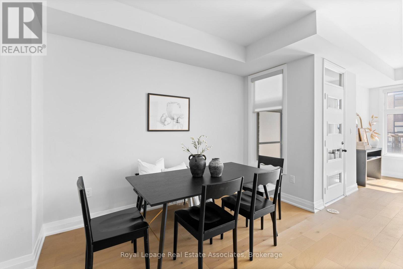 2459 Belt Lane, Oakville, Ontario  L6M 5L9 - Photo 16 - W12513392