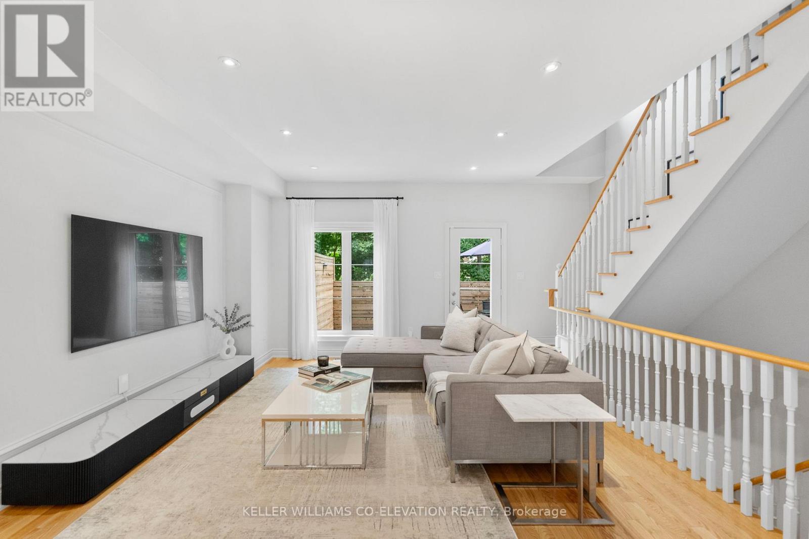 70 Dryden Way, Toronto, Ontario  M9R 0B2 - Photo 3 - W12513412