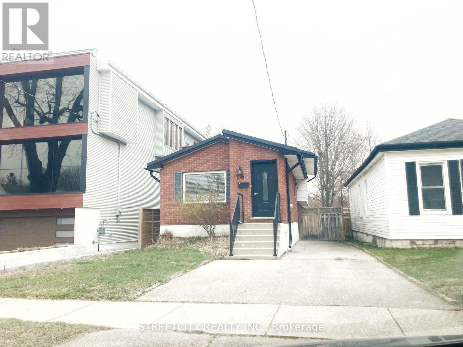 76 Glenwood Avenue, London East, Ontario  N5Z 2P9 - Photo 2 - X12513520