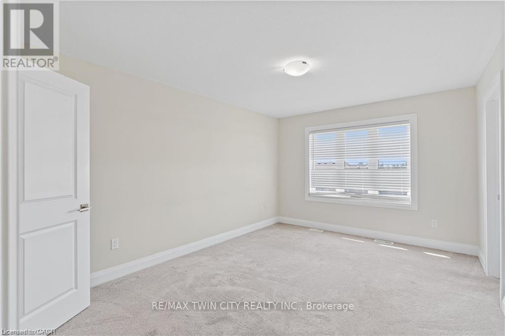 34 Sportsman Hill Street, Kitchener, Ontario  N2P 0J3 - Photo 19 - X12513174