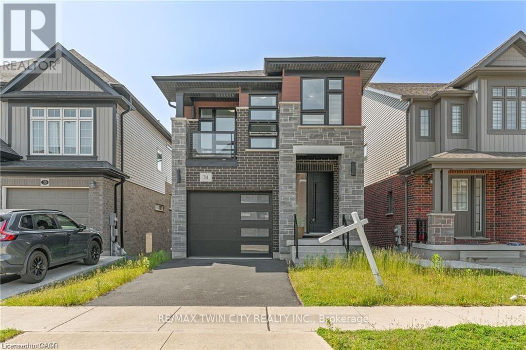 34 Sportsman Hill Street, Kitchener, Ontario  N2P 0J3 - Photo 2 - X12513174