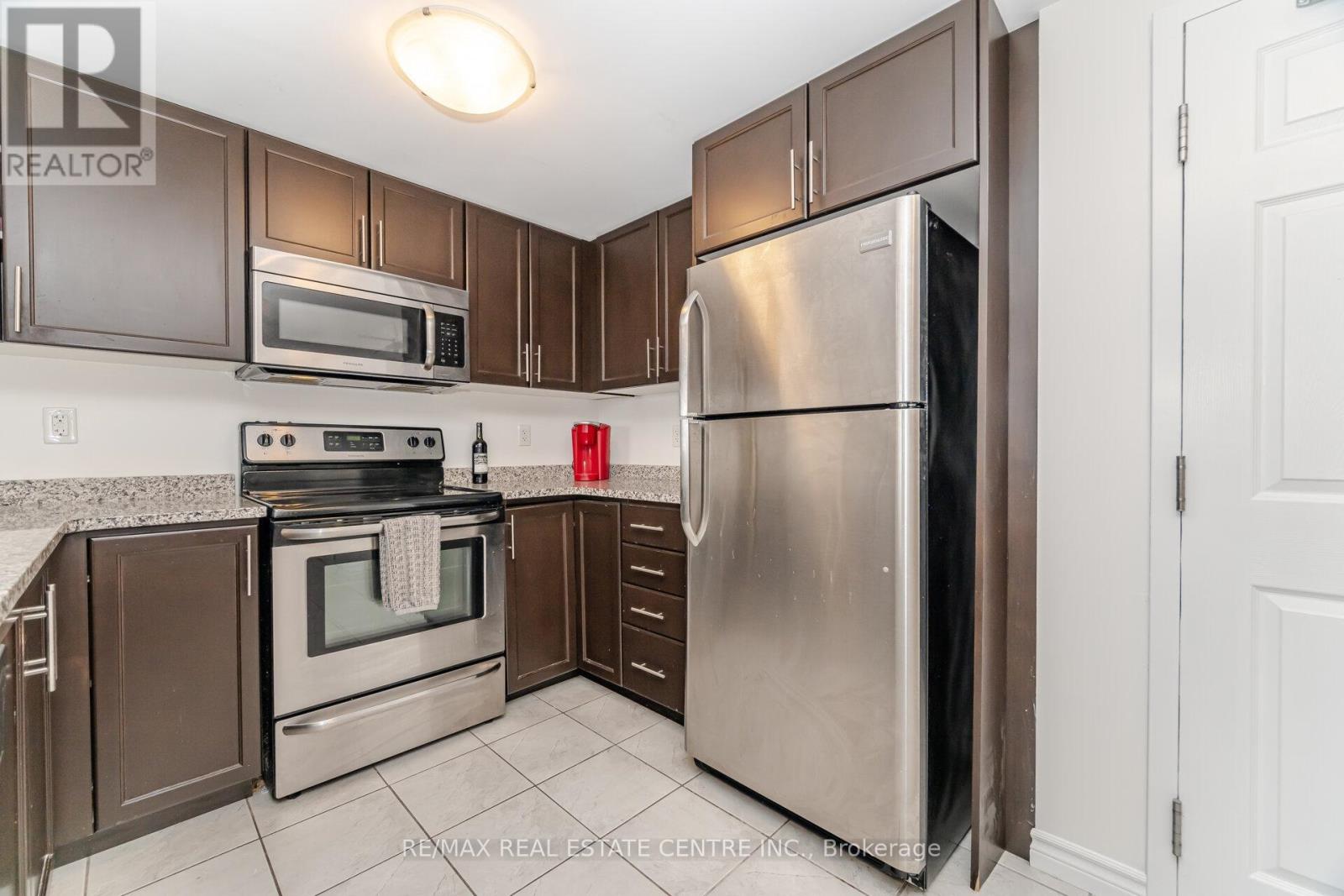 409 - 45 Kingsbury Square, Guelph, Ontario  N1L 1C3 - Photo 12 - X12513326