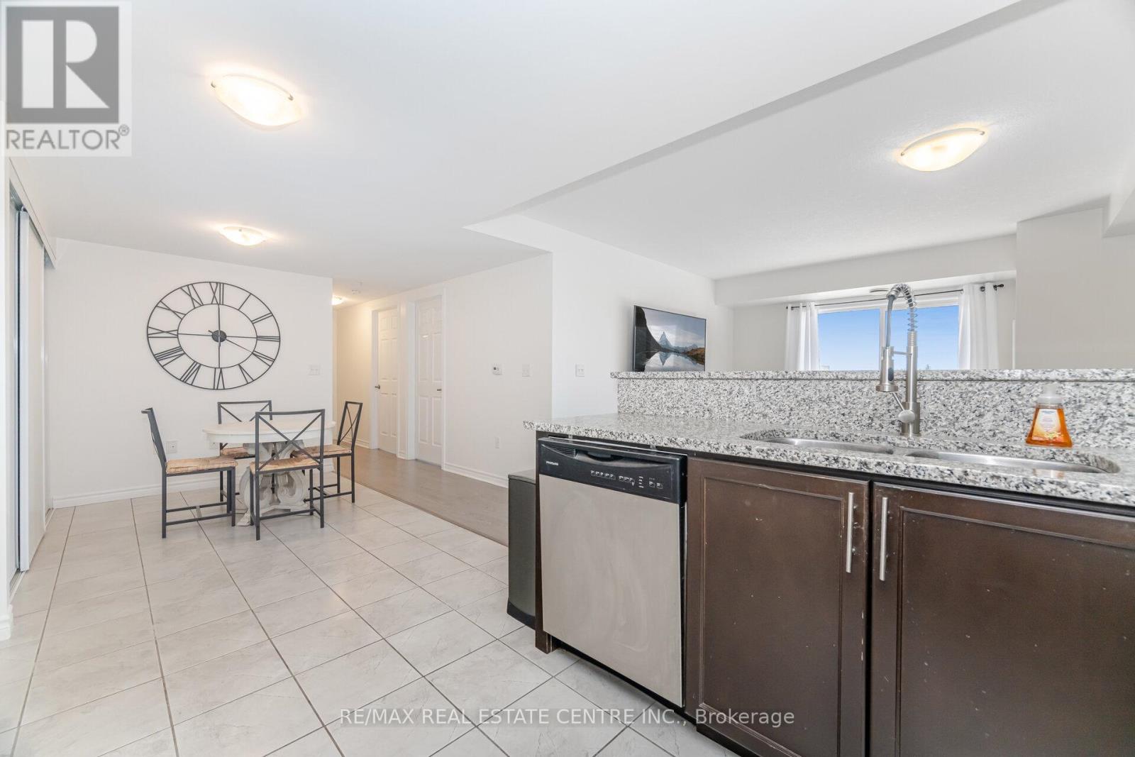 409 - 45 Kingsbury Square, Guelph, Ontario  N1L 1C3 - Photo 13 - X12513326