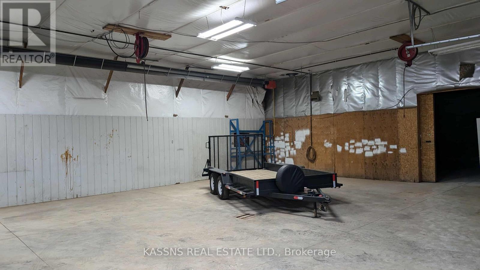 75 Mill Street W, Chatham-Kent, Ontario  N0P 2L0 - Photo 4 - X12513370