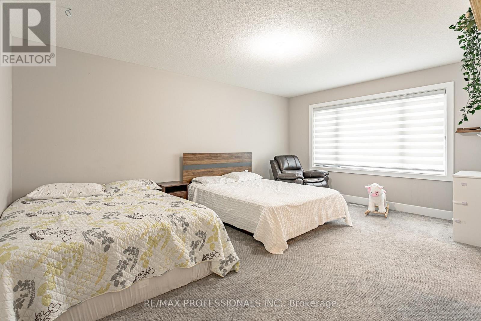 3328 Oriole Drive, London South, Ontario  N6M 0K1 - Photo 22 - X12513410