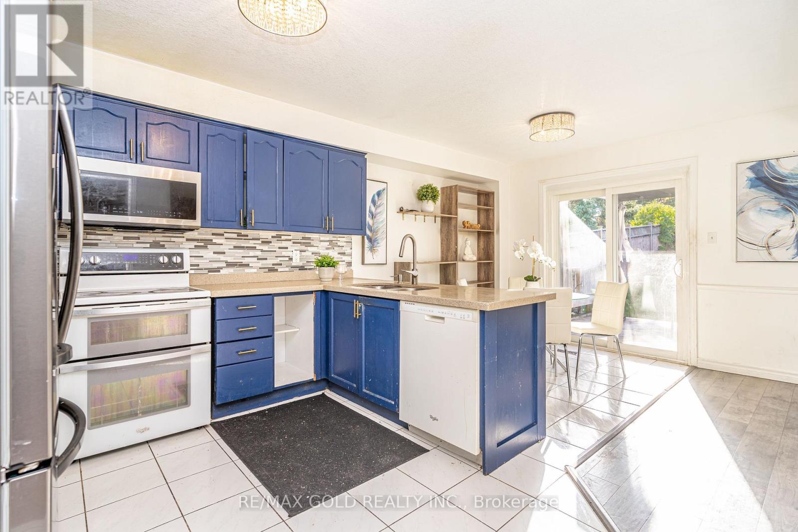 317 Bankside Drive, Kitchener, Ontario  N2N 3K2 - Photo 10 - X12513414