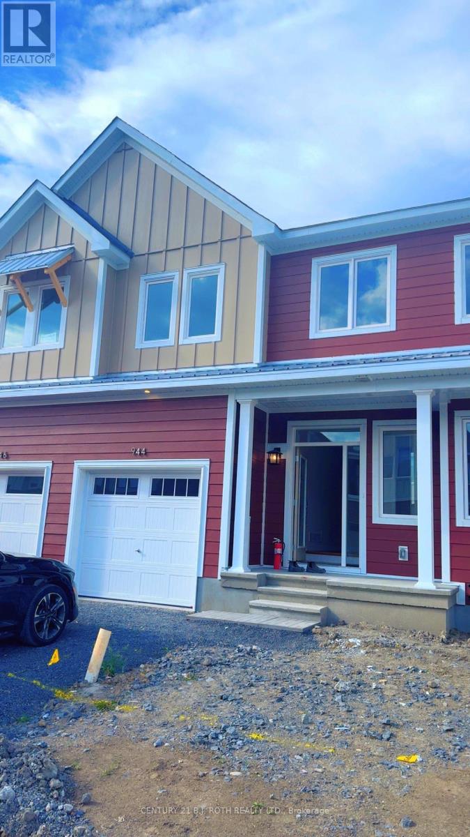 944 SEAGRAVE LANE, Ottawa, Ontario