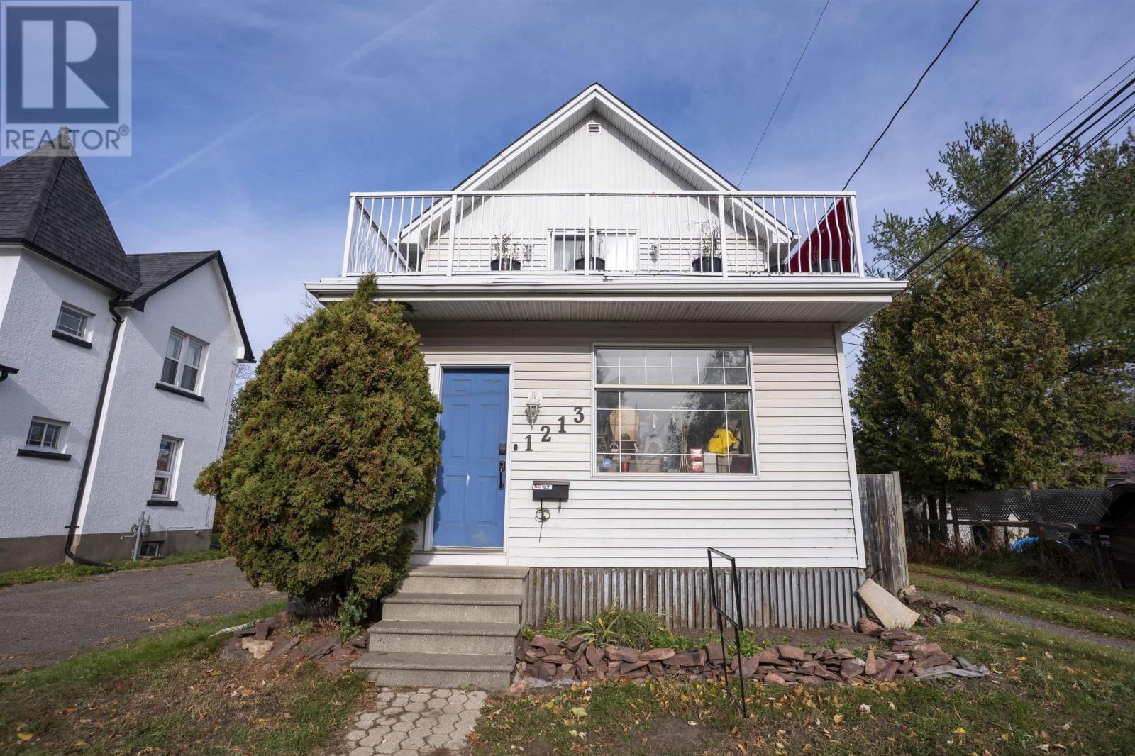1213 Cumming ST, Thunder Bay, Ontario