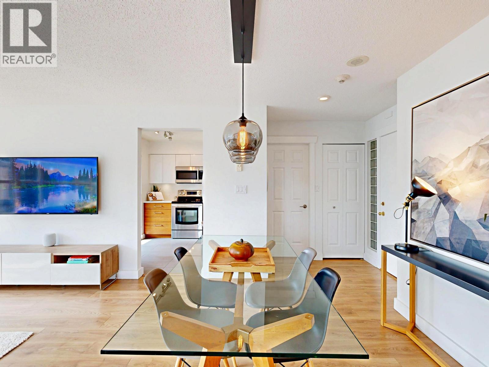 603 1555 Eastern Avenue, North Vancouver, British Columbia V7L 3G2 - Photo 2 - R3065046