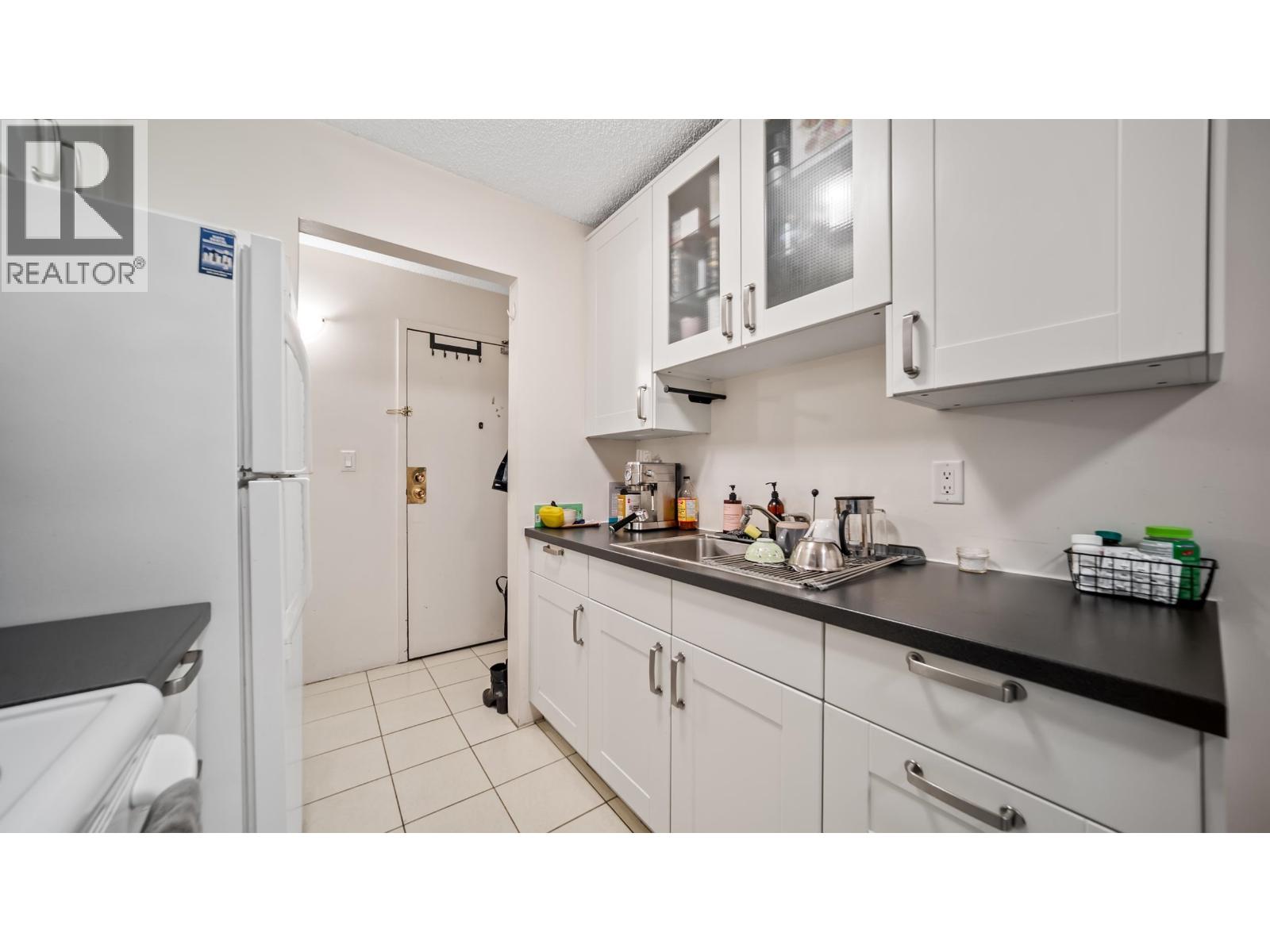 229 2033 Triumph Street, Vancouver, British Columbia V5L 4X3 - Photo 9 - R3065048