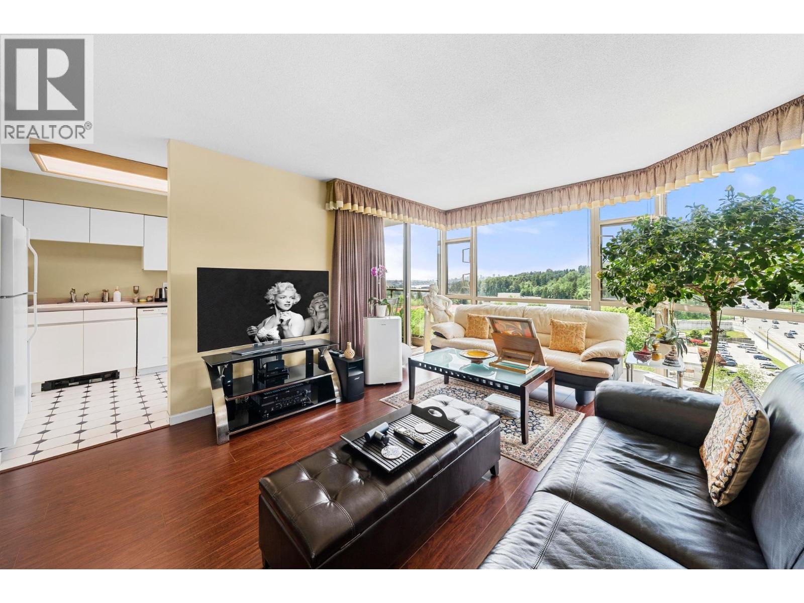 1106 1327 E Keith Road, North Vancouver, British Columbia V7J 3T5 - Photo 10 - R3065052