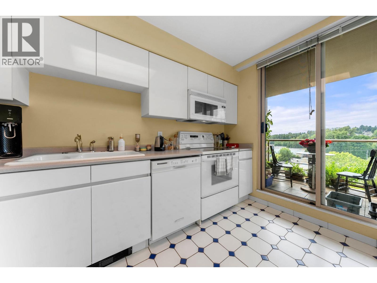 1106 1327 E Keith Road, North Vancouver, British Columbia V7J 3T5 - Photo 14 - R3065052