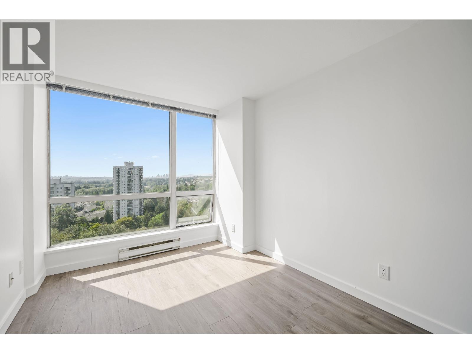 2305 9603 Manchester Drive, Burnaby, British Columbia V3N 4Y7 - Photo 17 - R3065068