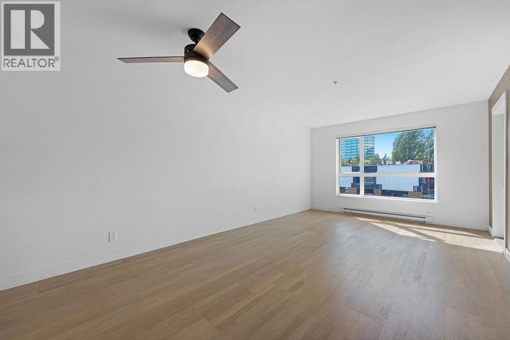 325 7058 14th Avenue, Burnaby, British Columbia V3N 0E6 - Photo 8 - R3065069