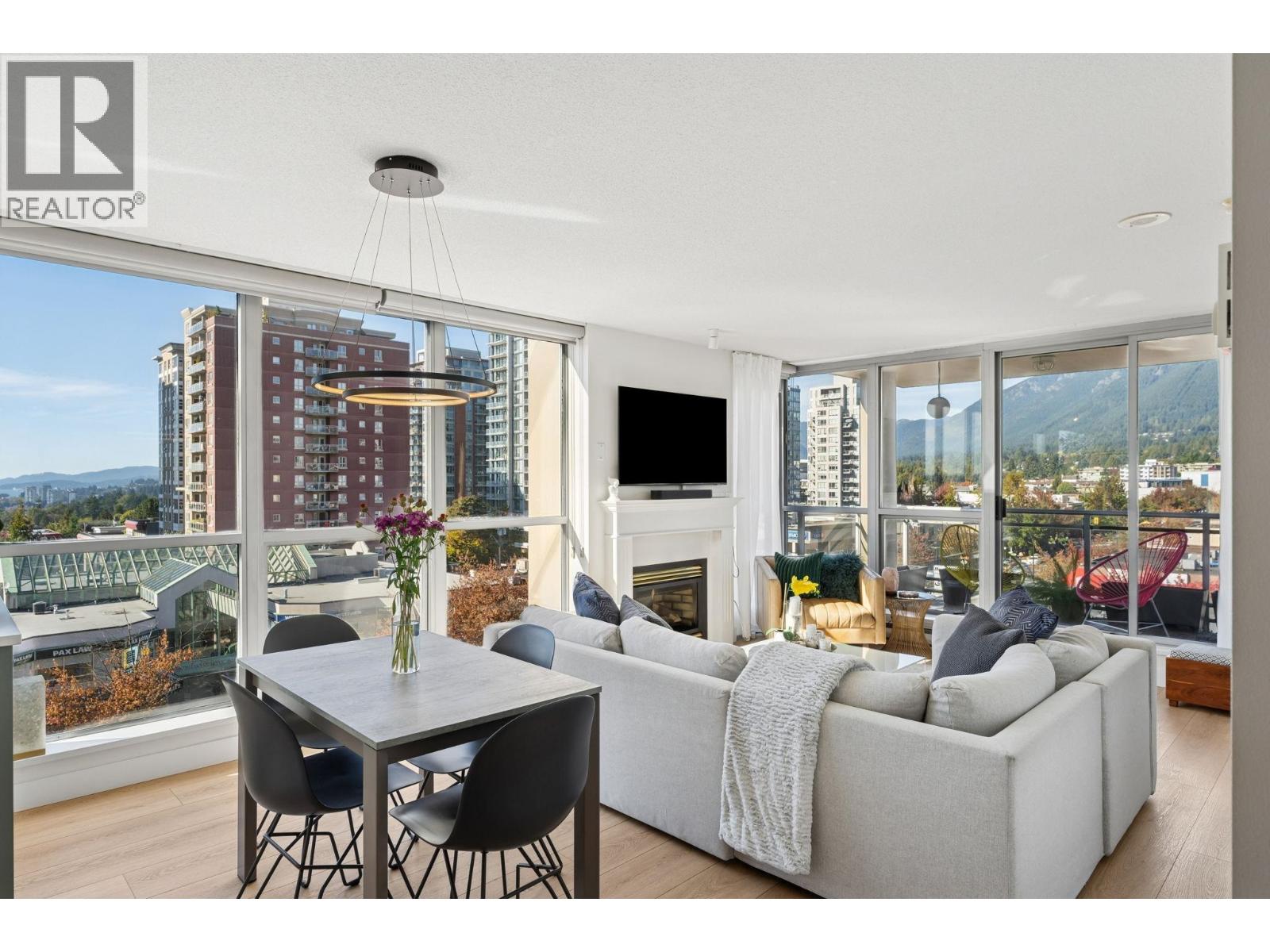 601 108 E 14TH STREET, North Vancouver, British Columbia