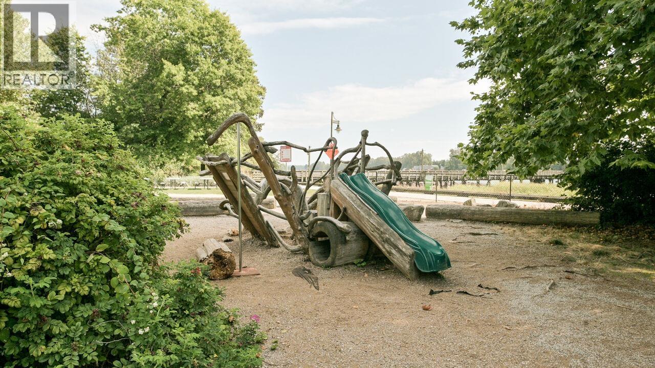 3058 E Kent Avenue South, Vancouver, British Columbia V5S 4V6 - Photo 34 - R3065076