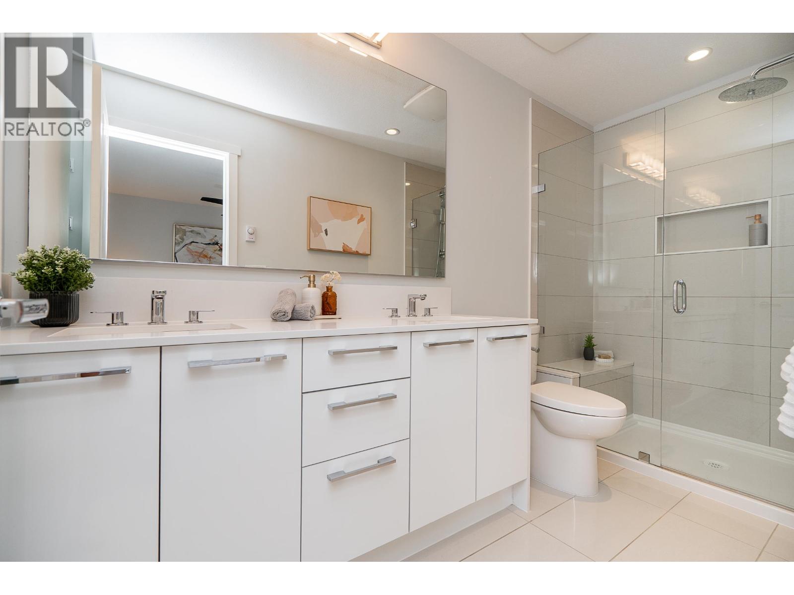 140 3500 Burke Village Promenade, Coquitlam, British Columbia V3E 0N2 - Photo 17 - R3065081