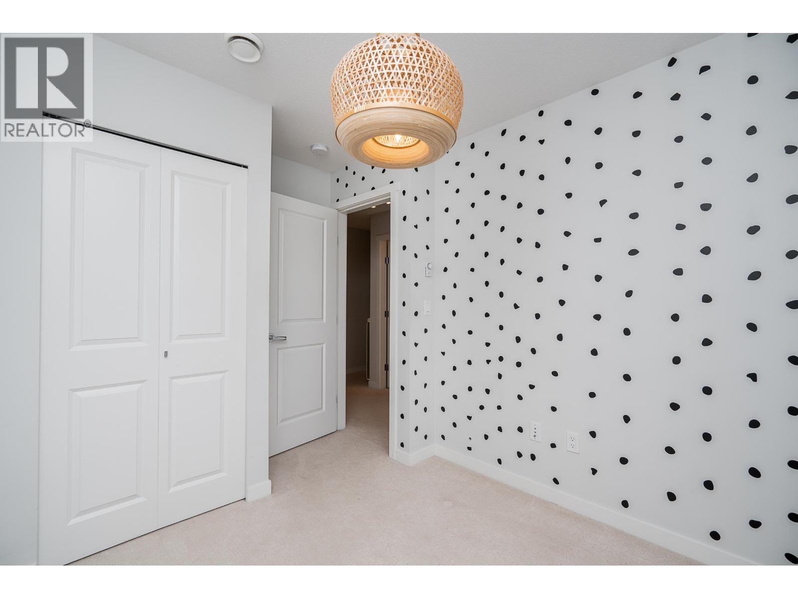 140 3500 Burke Village Promenade, Coquitlam, British Columbia V3E 0N2 - Photo 19 - R3065081