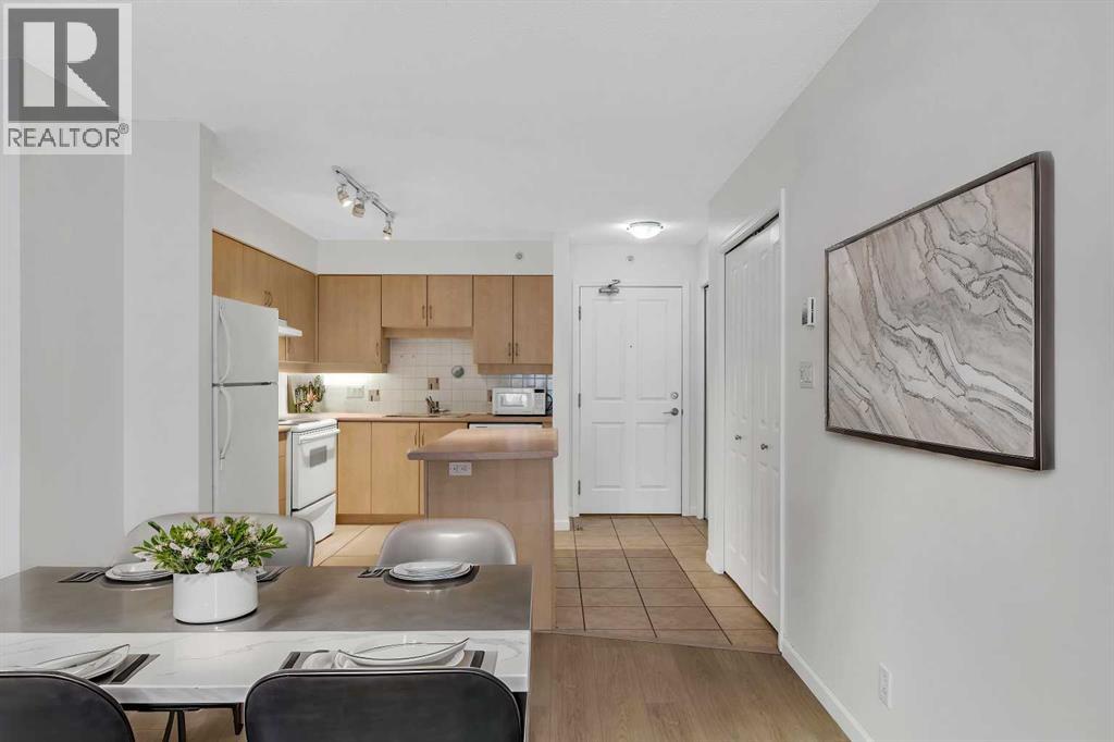 Property at 902, 650 10 Street SW image 4