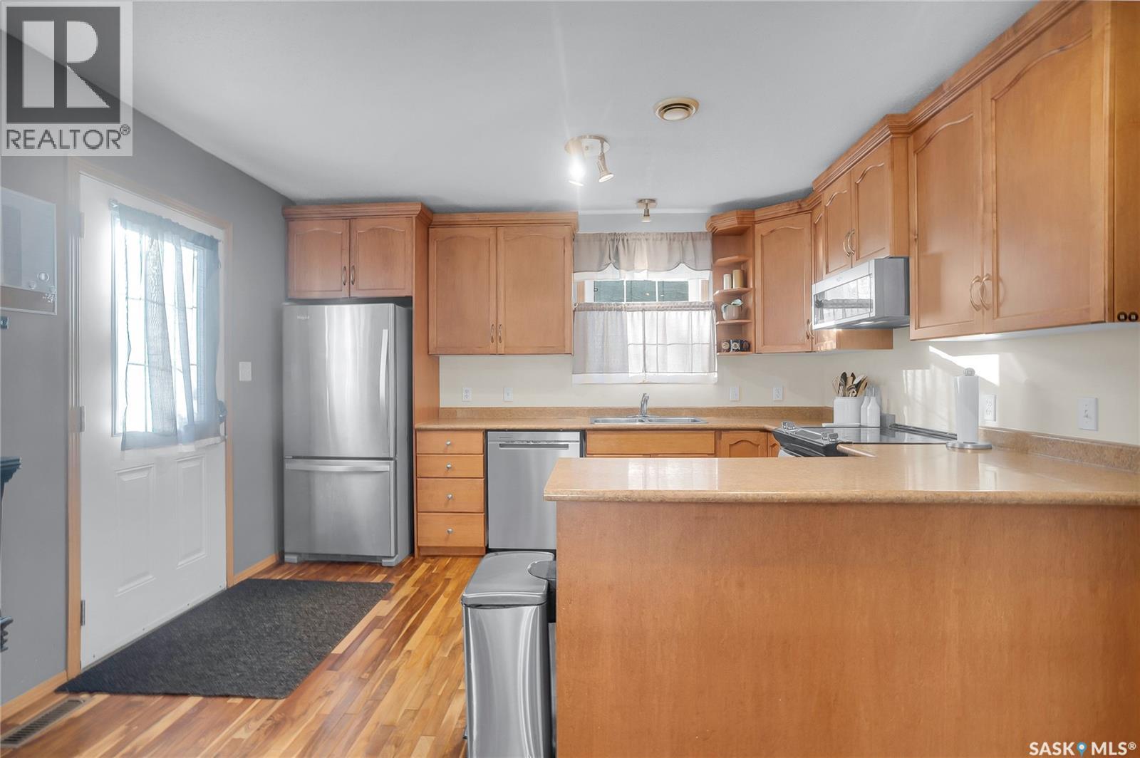 214 E Avenue N, Saskatoon, Saskatchewan  S7L 1R7 - Photo 8 - SK022392