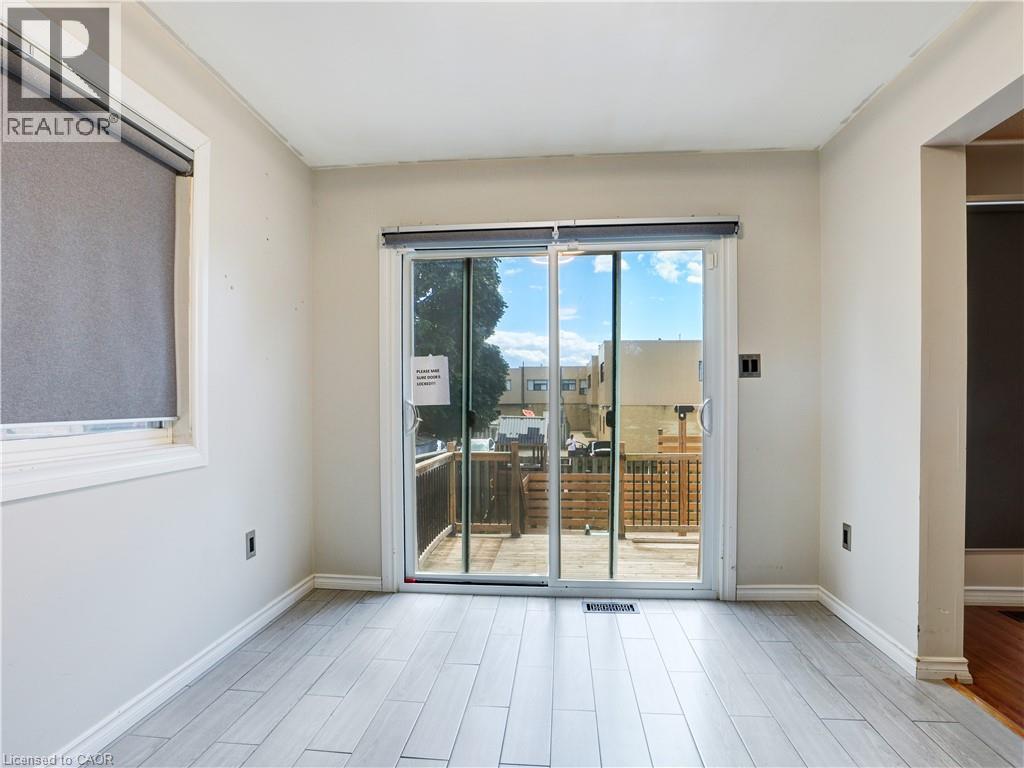 14 Chateau Crescent, Cambridge, Ontario N3H 5S2 - Photo 17 - 40776305