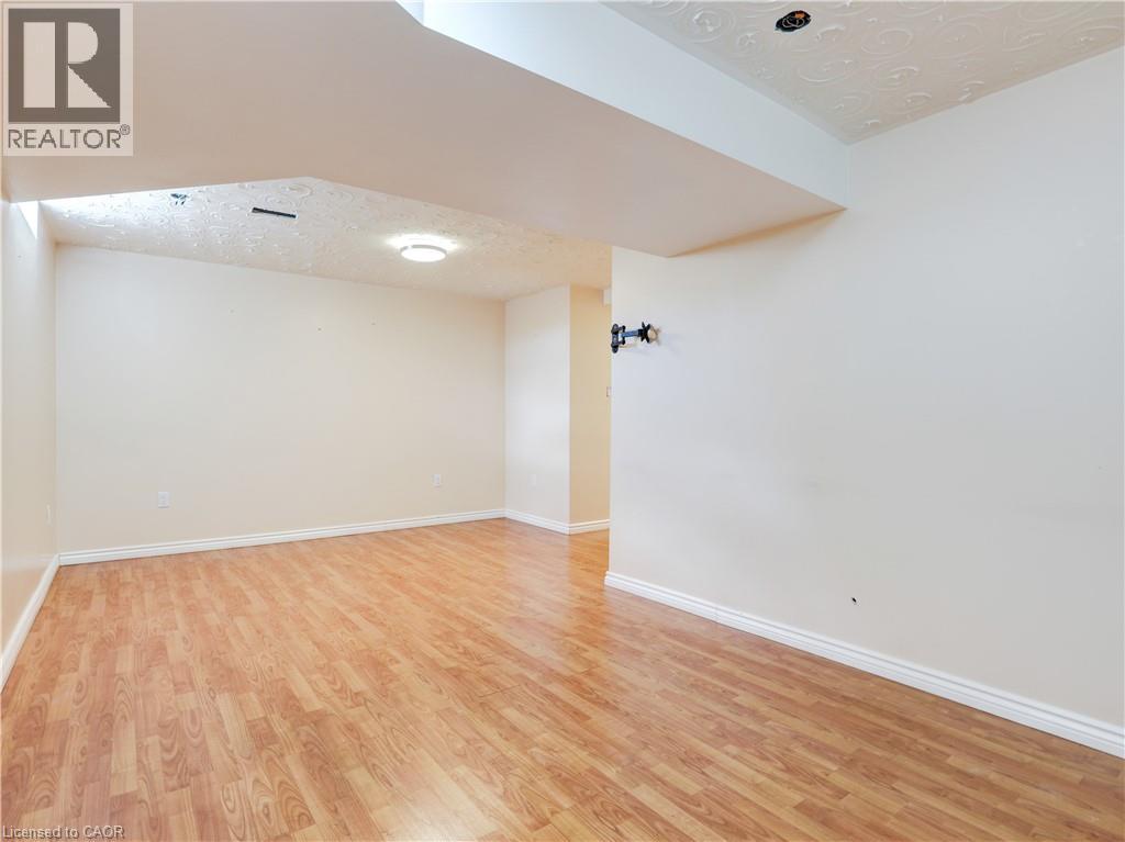 14 Chateau Crescent, Cambridge, Ontario N3H 5S2 - Photo 43 - 40776305