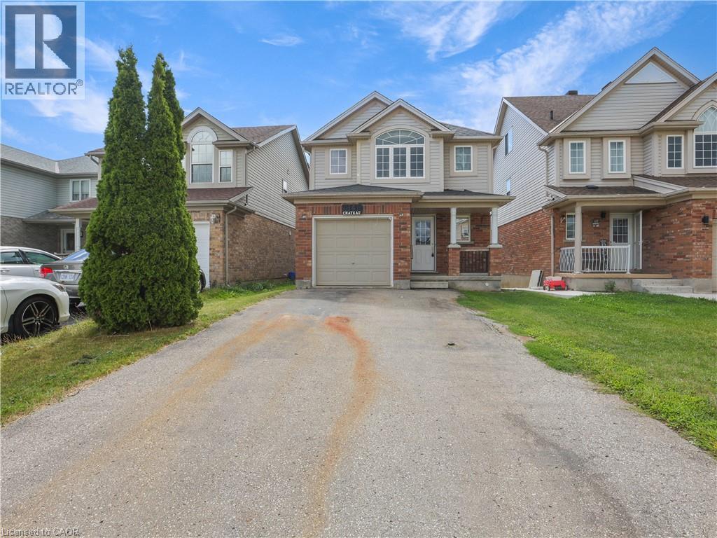 14 CHATEAU Crescent, Cambridge, Ontario