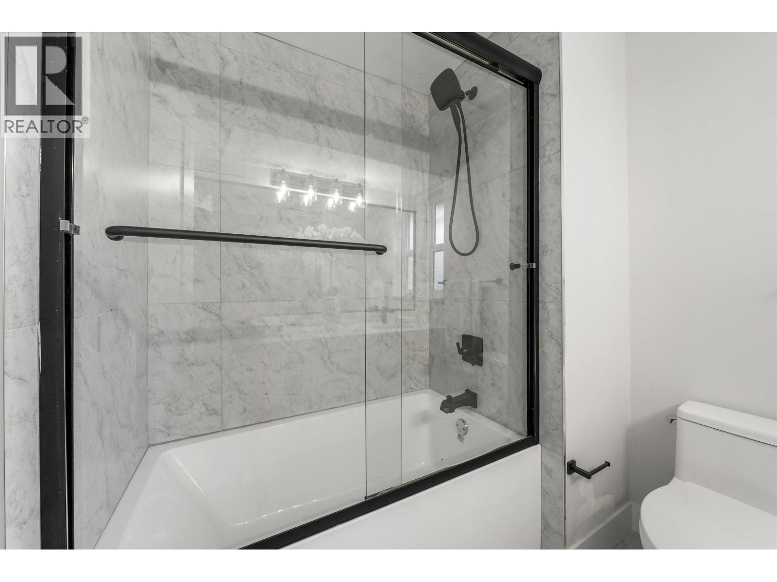 23005 Apple Grove, Maple Ridge, British Columbia V2X 9K3 - Photo 19 - R3065050