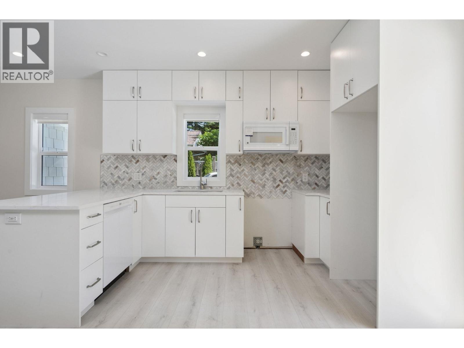 413 Seventh Avenue, New Westminster, British Columbia  V3L 1W6 - Photo 22 - R3065055