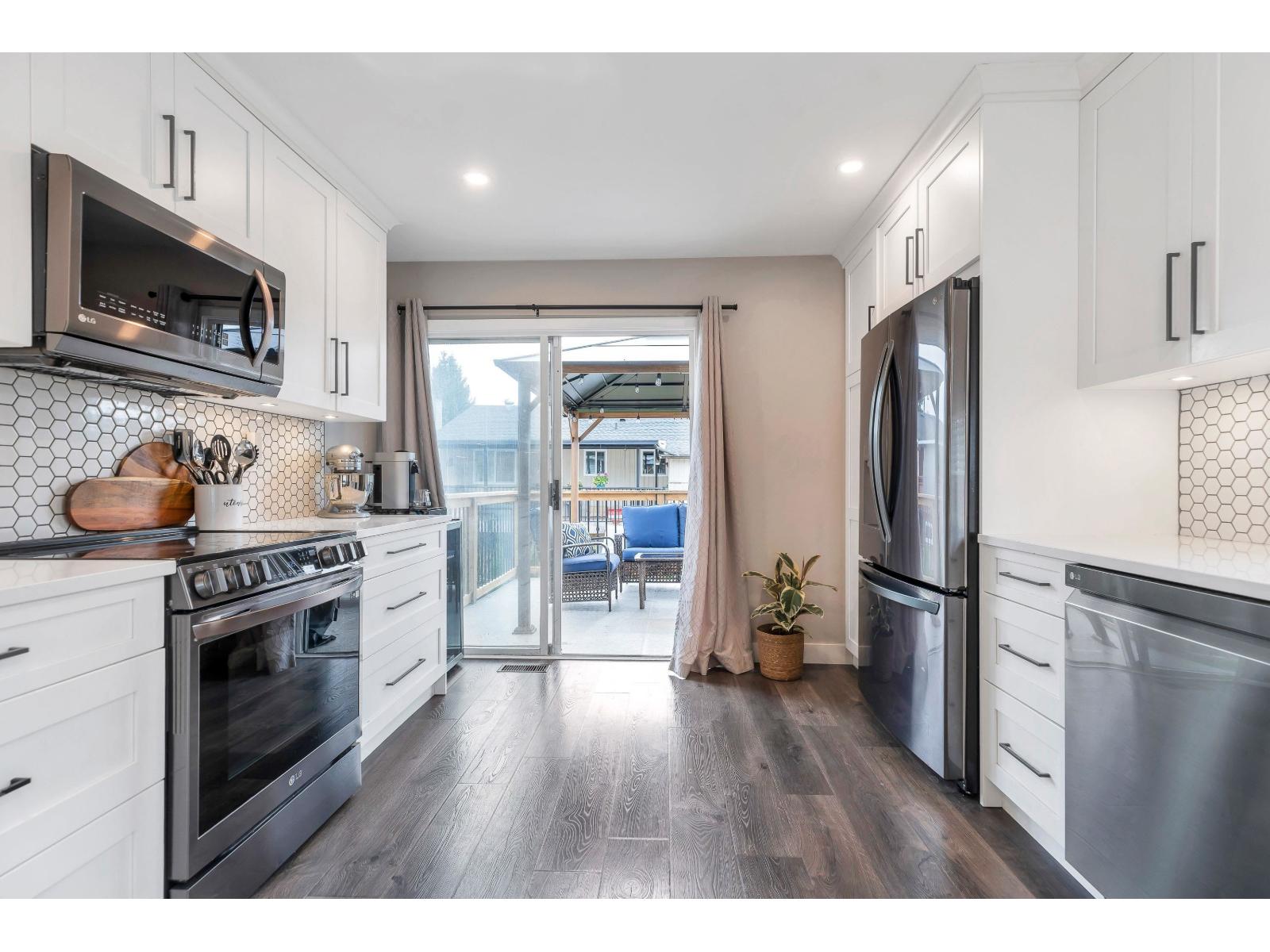 27540 31b Avenue, Langley, British Columbia  V4W 3L3 - Photo 14 - R3064432