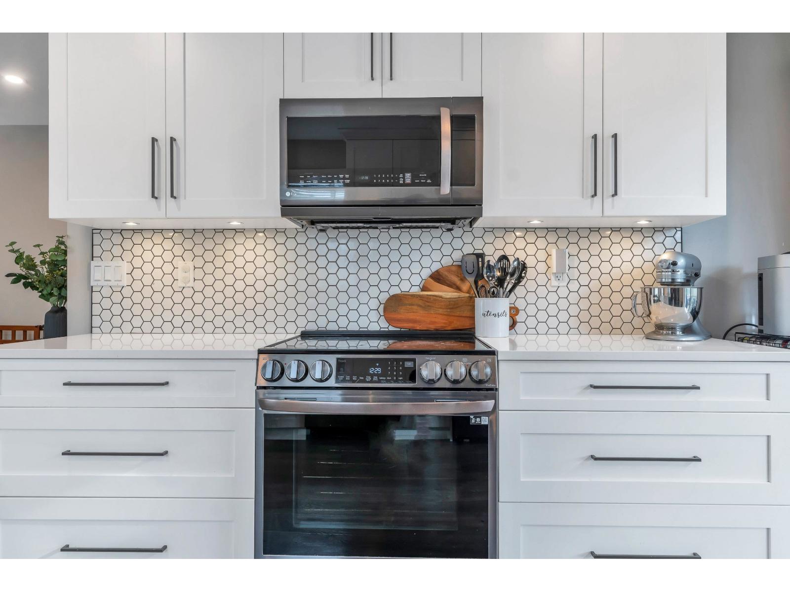 27540 31b Avenue, Langley, British Columbia  V4W 3L3 - Photo 15 - R3064432