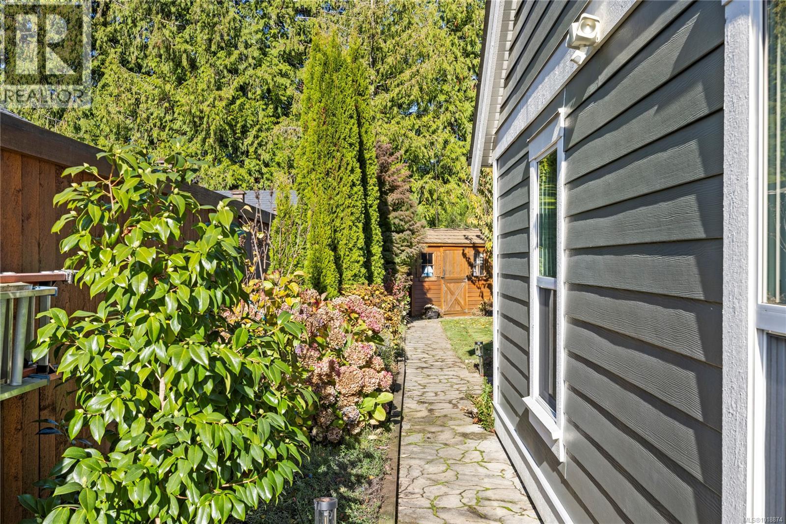 917 Wally's Way, Parksville, British Columbia  V9P 0B6 - Photo 41 - 1018874