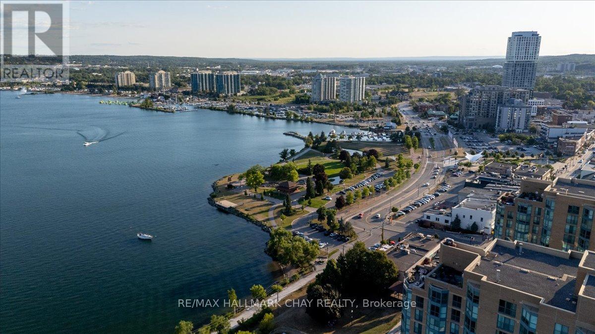 304 - 150 Dunlop Street E, Barrie, Ontario  L4M 6H1 - Photo 2 - S12320880