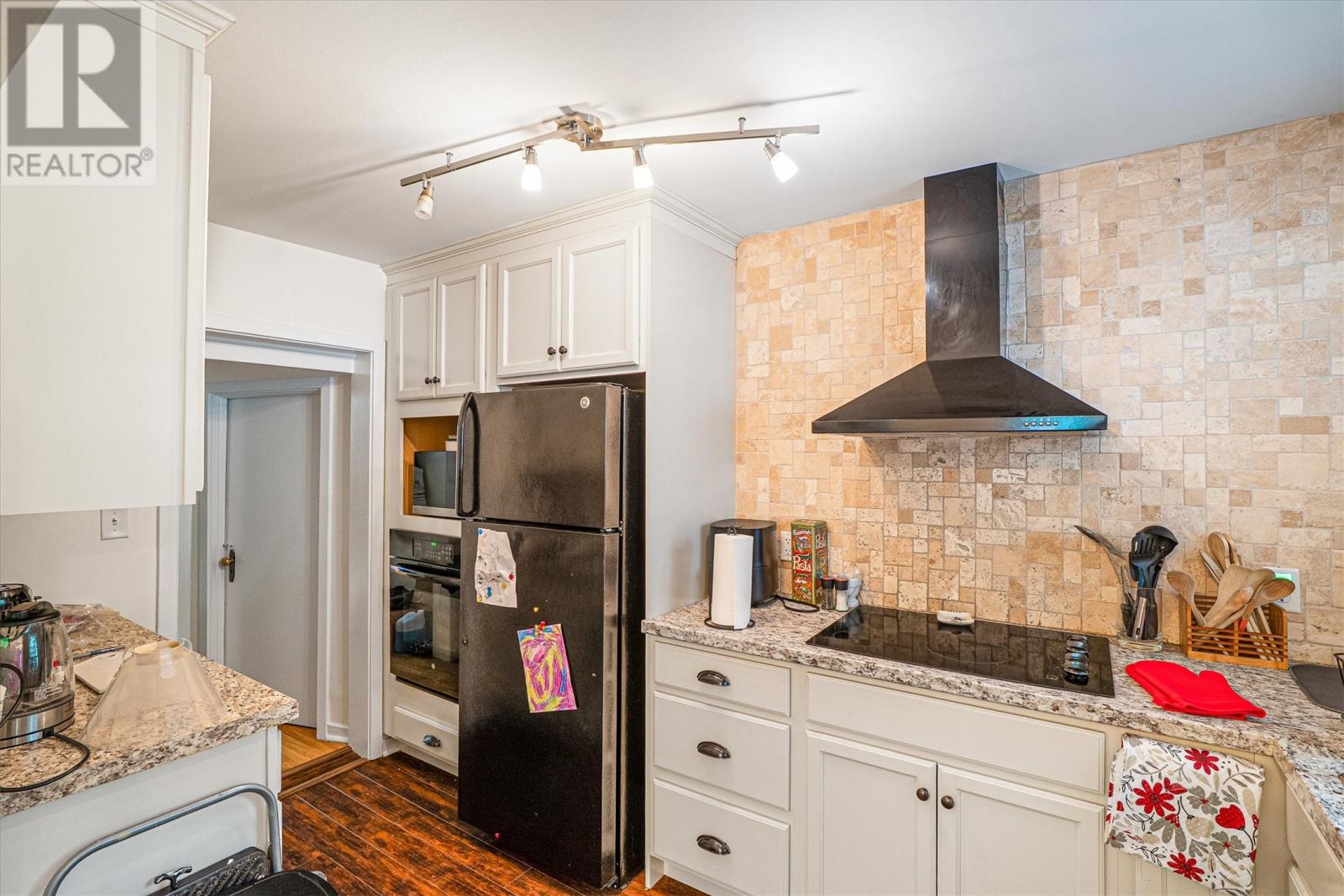 11 Maxse Street St. John's Newfoundland & Labrador Canada A1C2S6 for Sale residential Haris Barki Keller Williams Platinum Realty 11 Maxse Street St. John's Newfoundland & Labrador Canada A1C2S6, for Sale, residential, Haris Barki, Keller Williams Platinum Realty