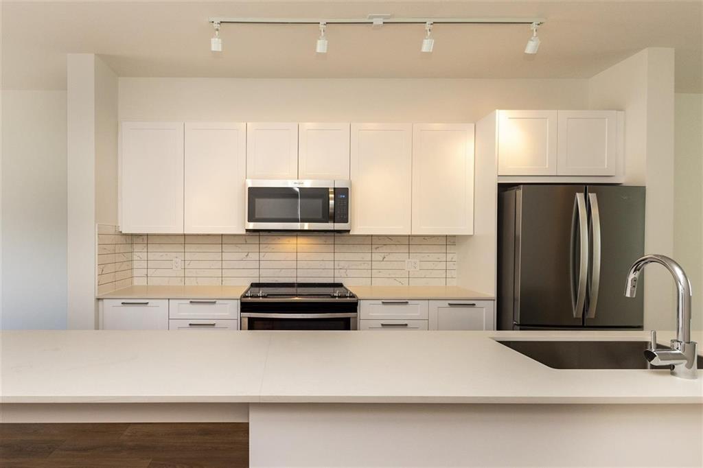 603 18505 Laurensen Place, Surrey, British Columbia V4N 6R7 - Photo 3 - R3064710