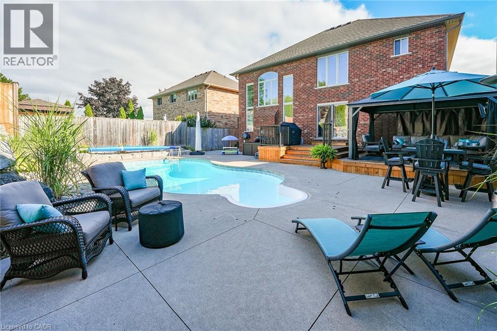 60 Gage Street, Grimsby, Ontario  L3M 5E4 - Photo 7 - 40769944