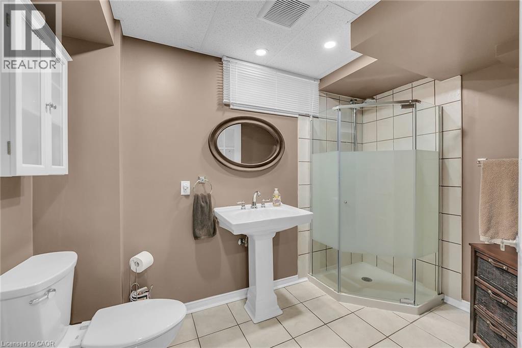 60 Gage Street, Grimsby, Ontario  L3M 5E4 - Photo 47 - 40769944