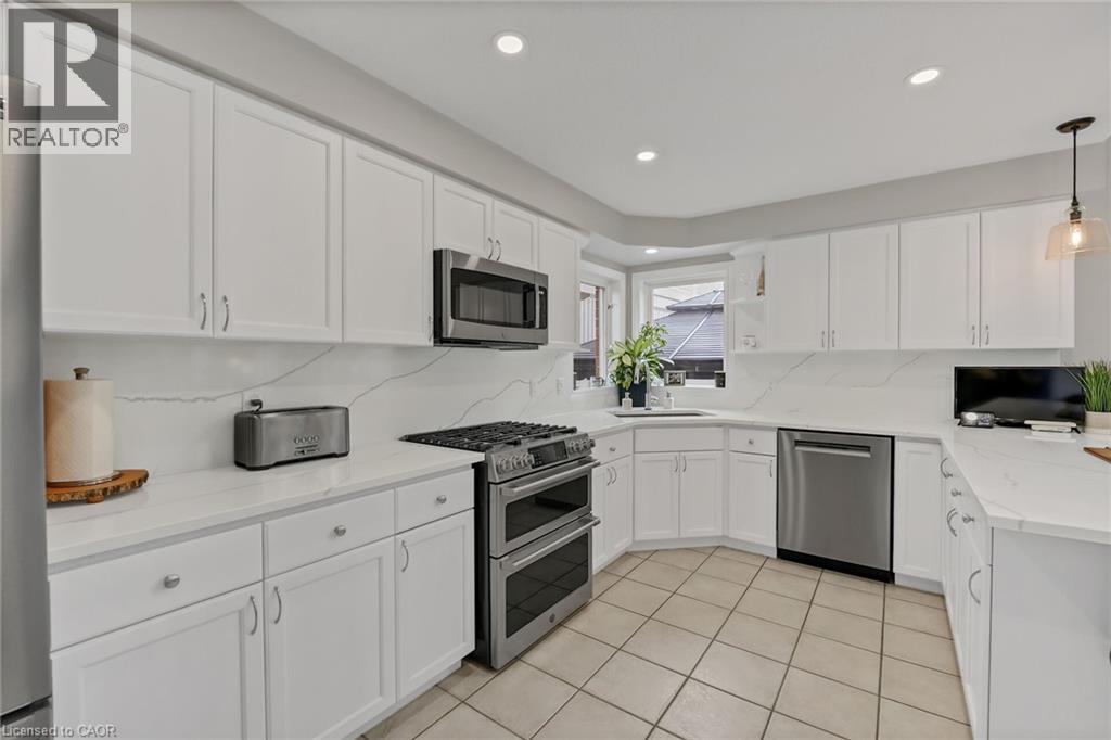 60 Gage Street, Grimsby, Ontario  L3M 5E4 - Photo 19 - 40769944