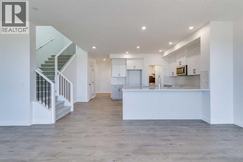 306 Hotchkiss Manor Se, Calgary, Alberta  T3S 0J8 - Photo 8 - A2269062