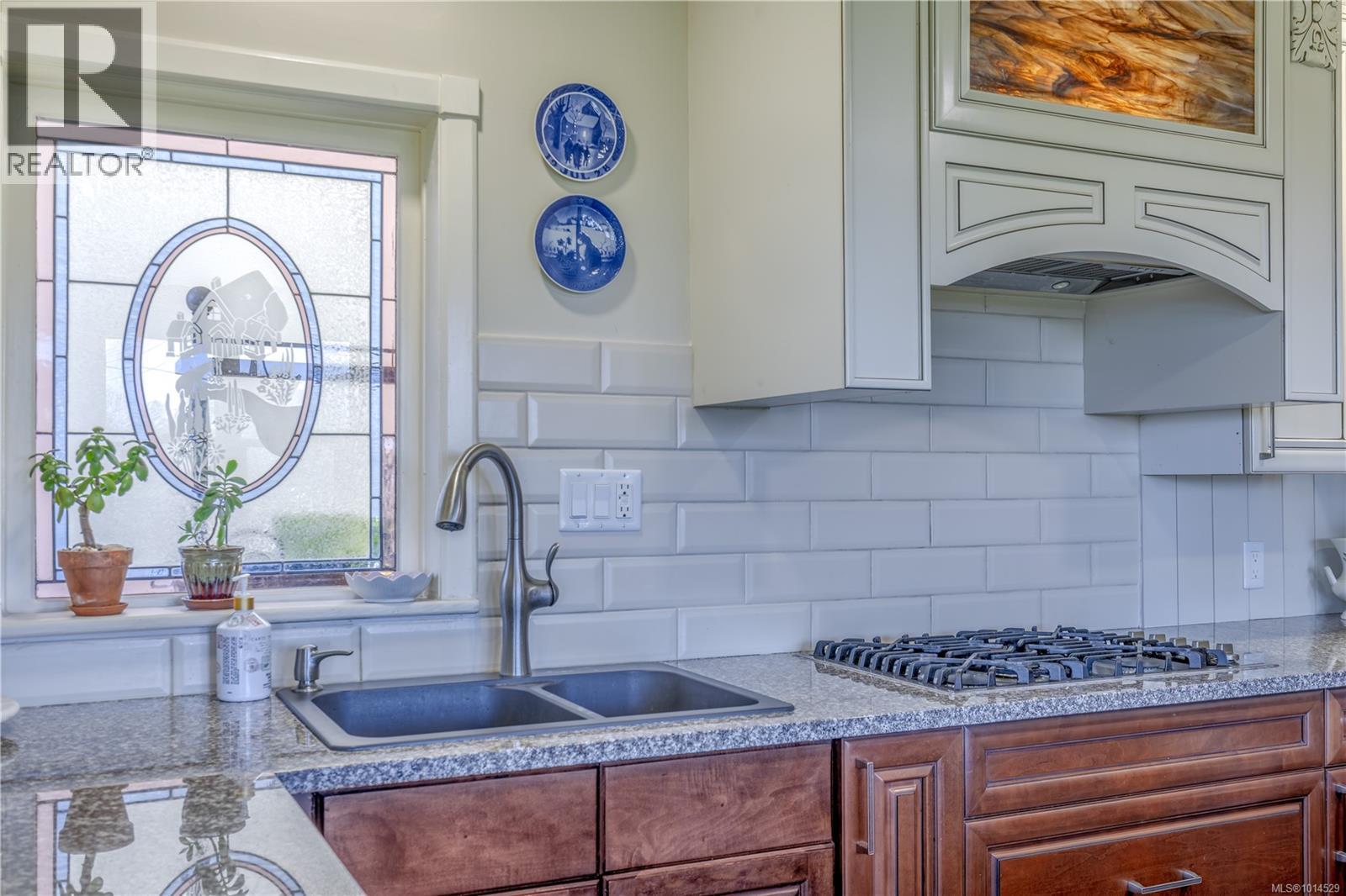 377 Milton St, Nanaimo, British Columbia V9R 2K8 - Photo 9 - 1014529