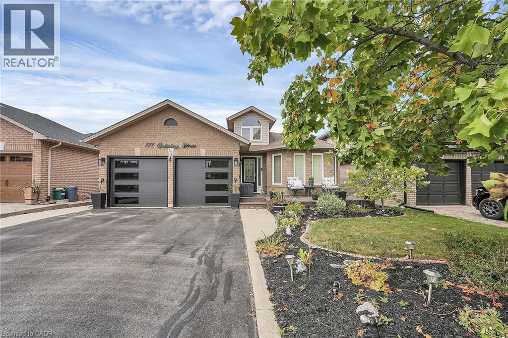 Property at 171 GATESTONE Drive image 3