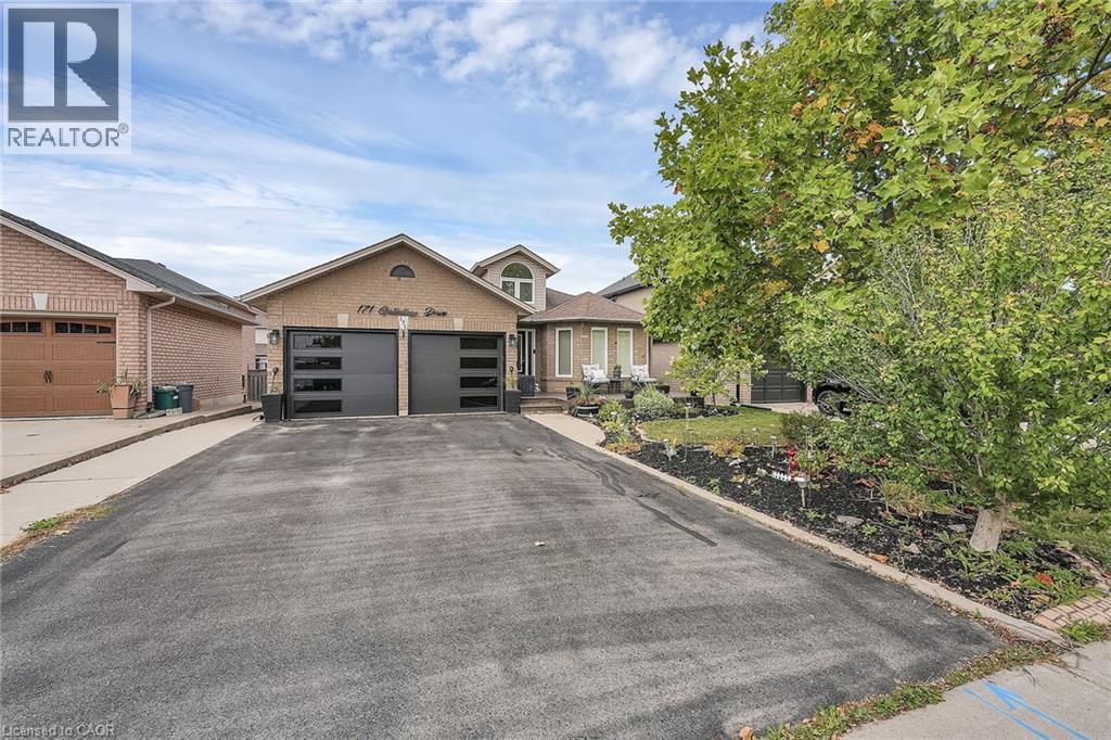 Property at 171 GATESTONE Drive image 2