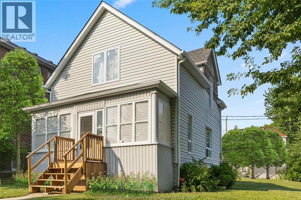 488 Parent Avenue, Windsor, Ontario N9A 2C1 - Photo 1 - 25028128